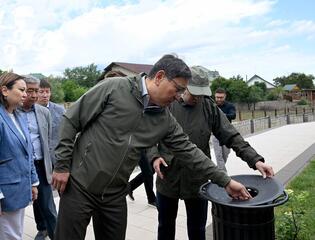 Алматы әкімі Ерболат Досаев Қарғалы өзенінің жағалауын реконструкциялау жұмыстарының барысымен танысты