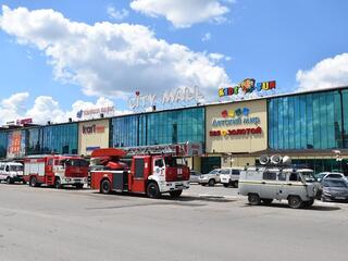 Қауіпсіздік керуені Петропавлда балаларға аралады