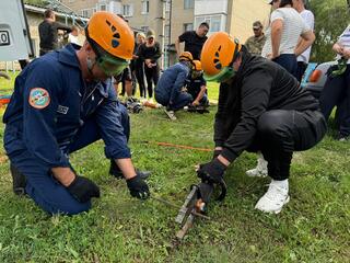 Төтенше жағдайларға ден қою саласында волонтерлердің мобильді тобын құру бойынша пилоттық жоба басталды