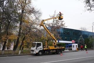 Алматыда магистральді көшелерде 45 км сыртқы жарықтандыру желілері жөнделді